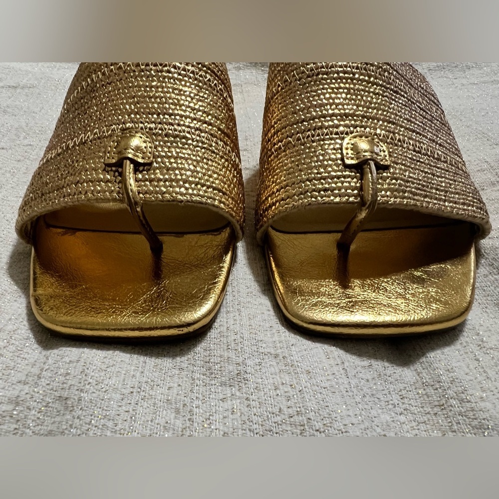 NEW Franco Sarto Women's Loran Block Heel Slide Sandal - Size 9 Gold - Picture 3 of 9